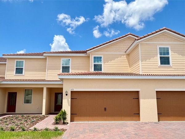 572 BAY LEAF DRIVE , POINCIANA, FL 34759