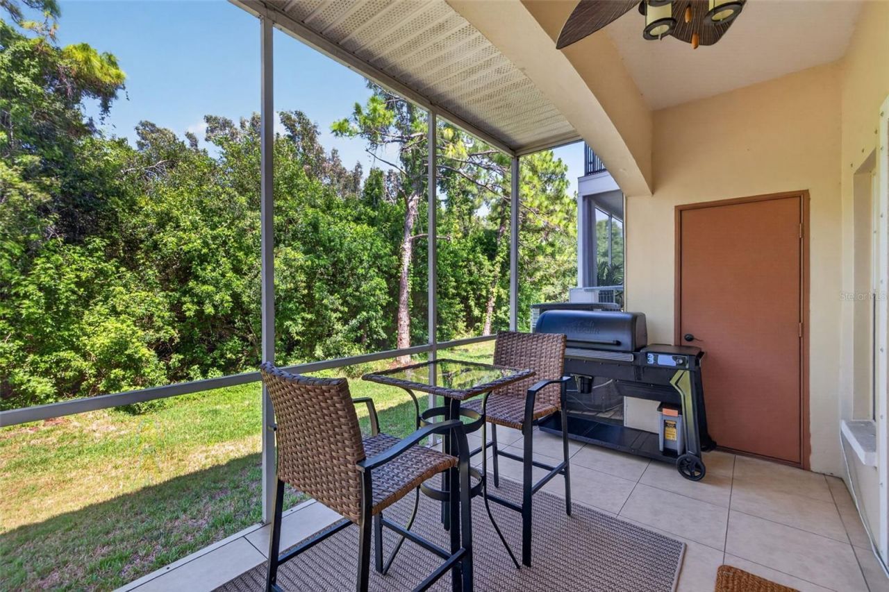 252 Valencia Circle , Saint Petersburg, FL 33716 Photo