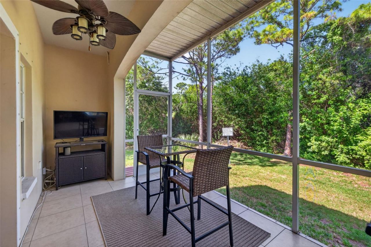 252 Valencia Circle , Saint Petersburg, FL 33716 Photo