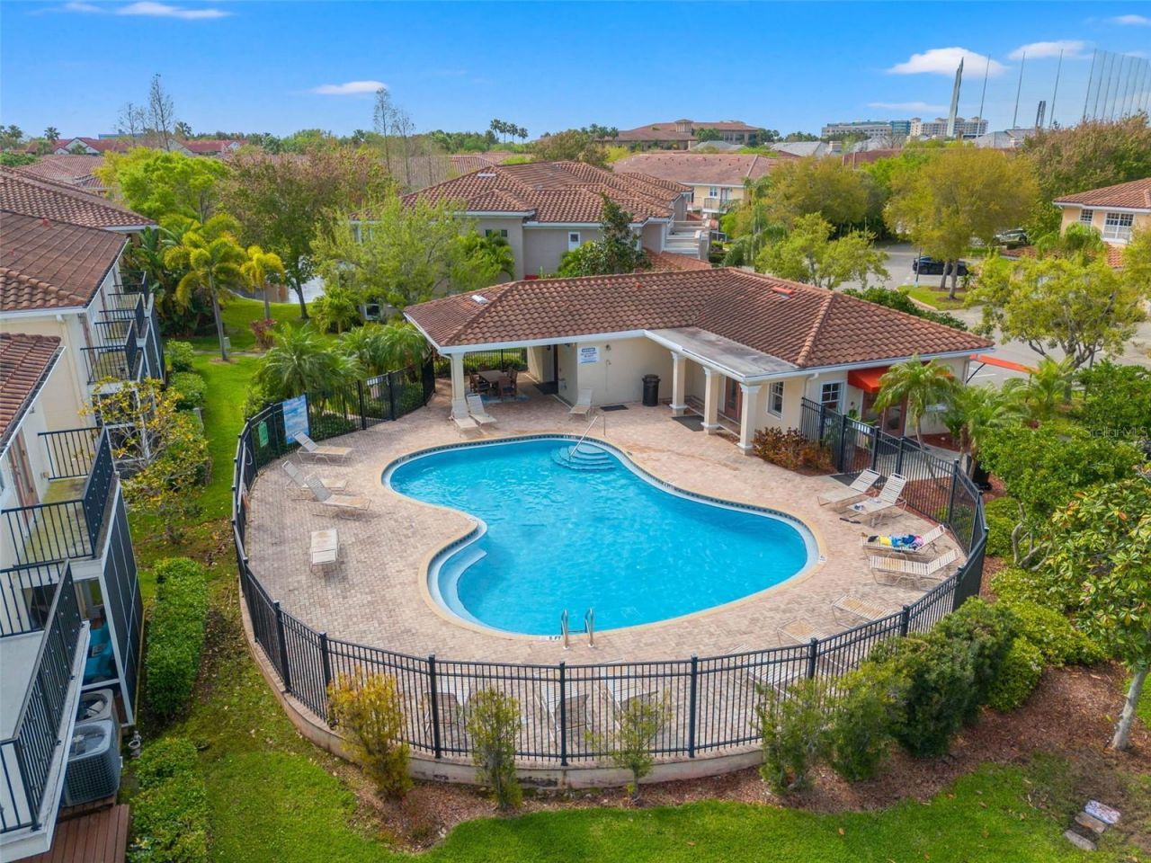 252 Valencia Circle , Saint Petersburg, FL 33716 Photo