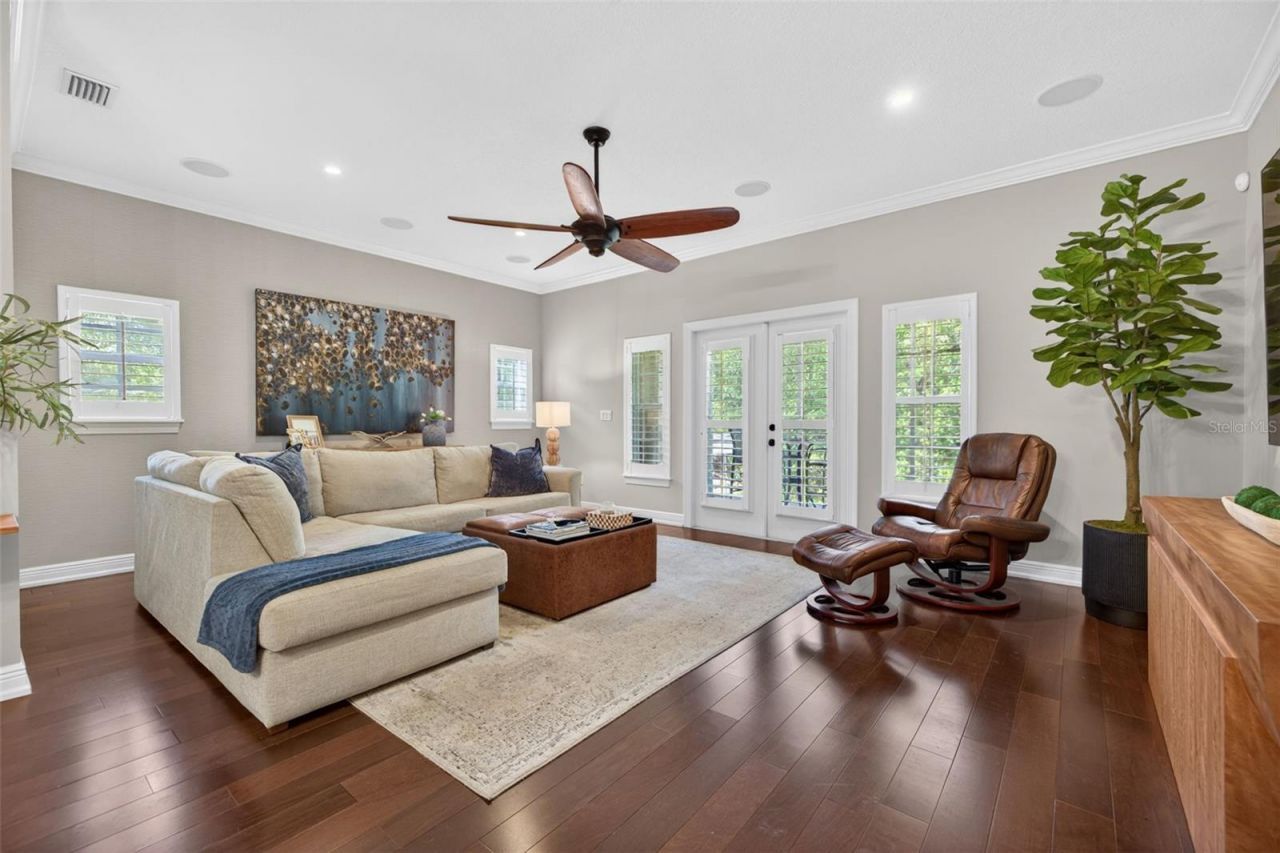252 Valencia Circle , Saint Petersburg, FL 33716 Photo