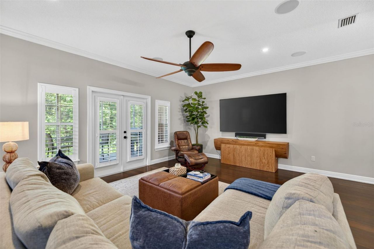 252 Valencia Circle , Saint Petersburg, FL 33716 Photo
