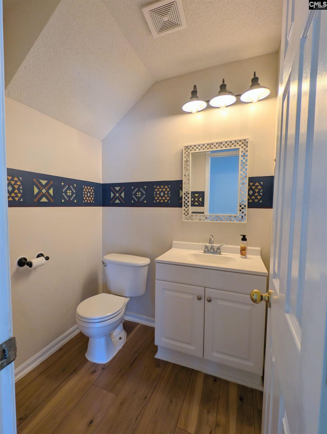 19 Fountain Lake Drive  Photo 15