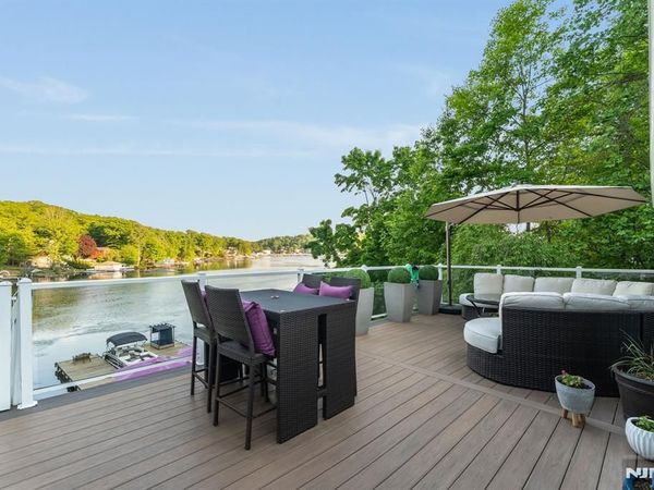 235 Hudson Avenue, HOPATCONG, NJ 07843