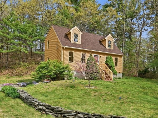21 Valley, Groton, MA 01450