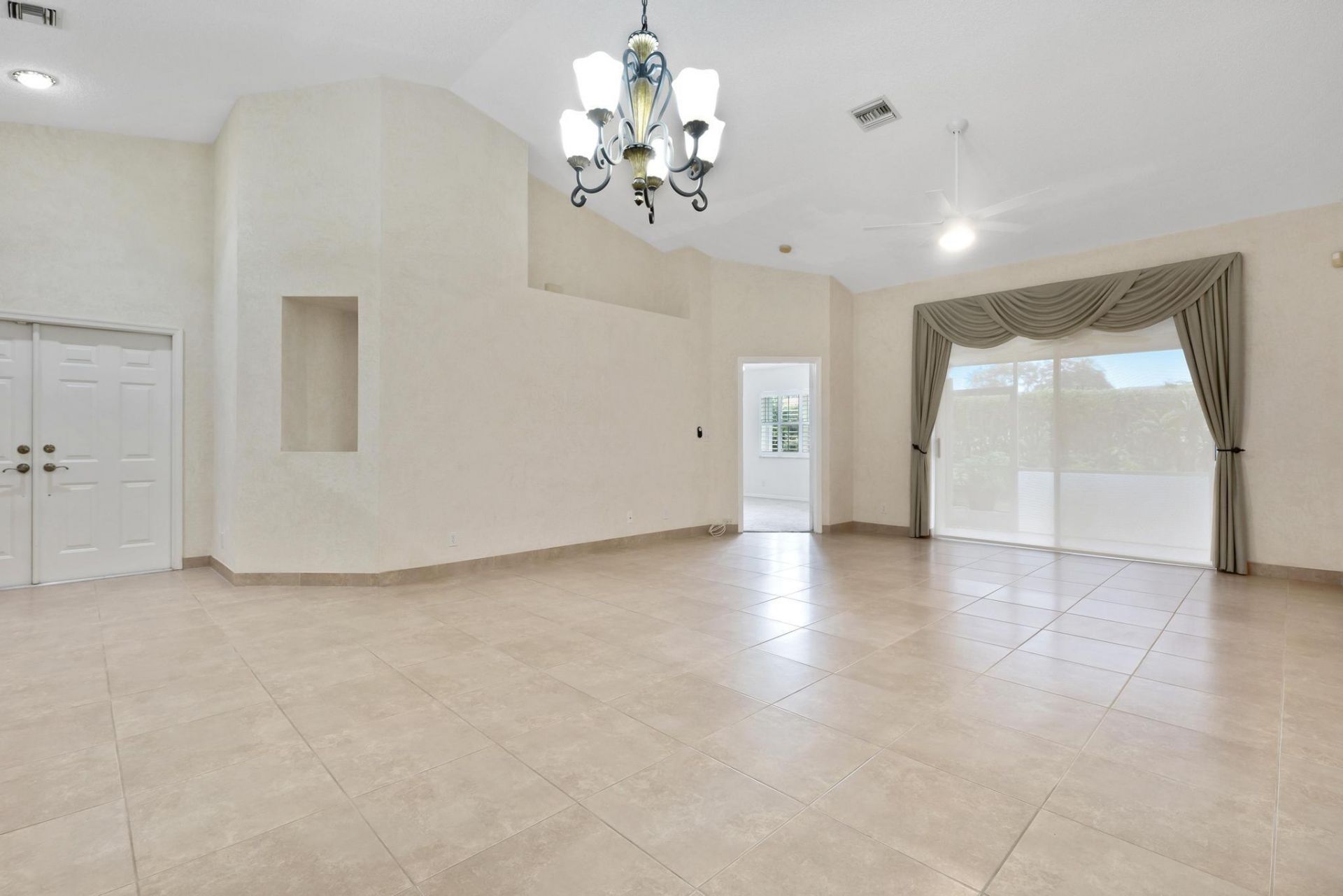 8160 Via Di Veneto, Boca Raton, FL 33496 Photo