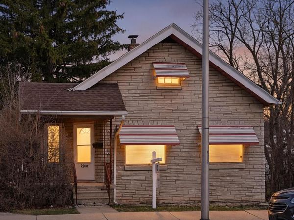 2200 84th STREET, West Allis, WI 53227