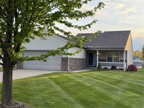 12276 Pagels Drive , Grand Blanc, MI 48439