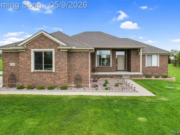 4955 Glover Road, Almont Twp, MI 48003