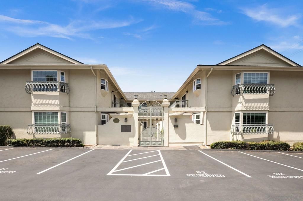 4090 Falcon St., Unit 2A, San Diego, CA 92103 Main Photo