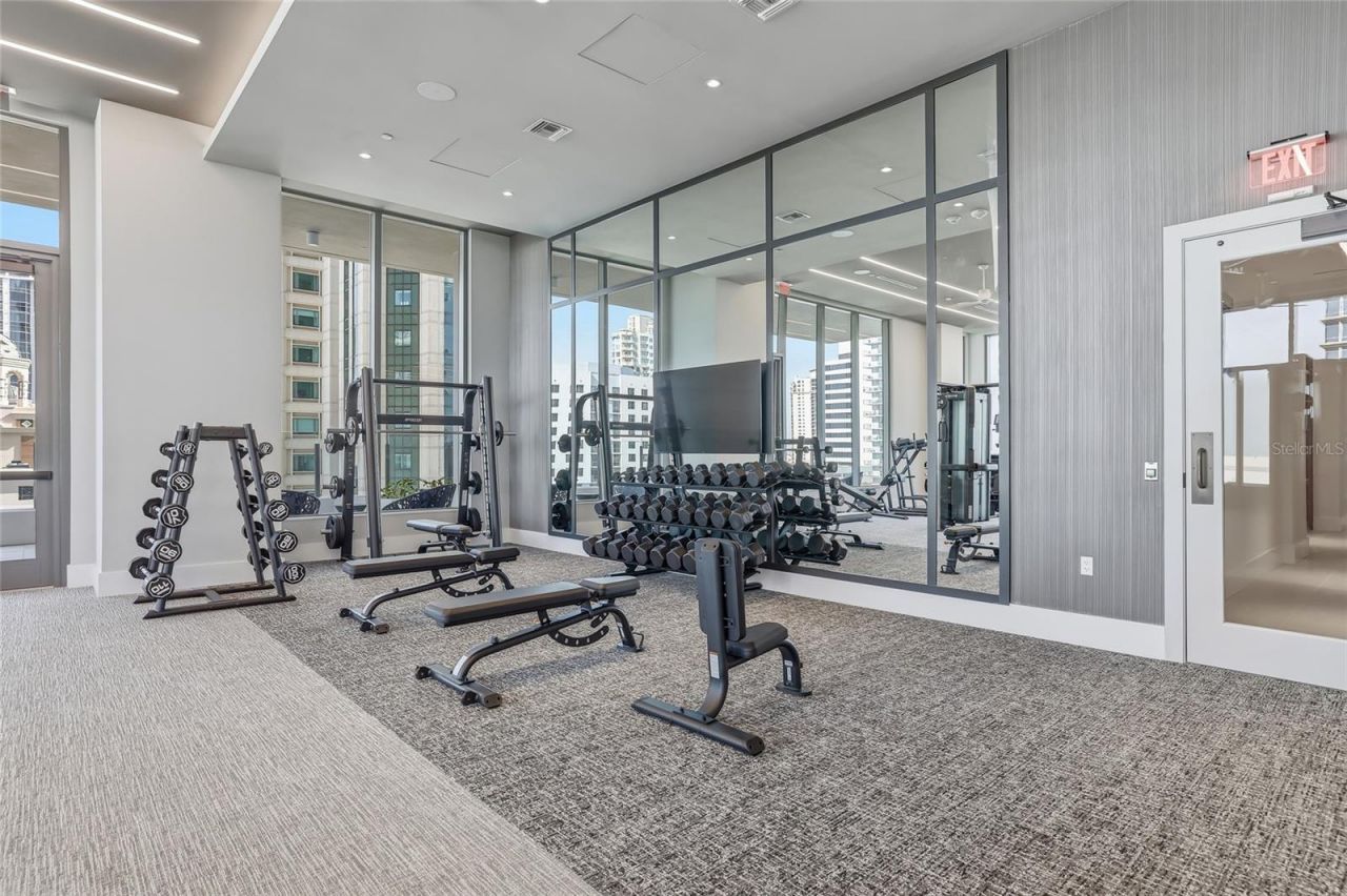275 1st Avenue S, Unit 1003, Saint Petersburg, FL 33701 Photo