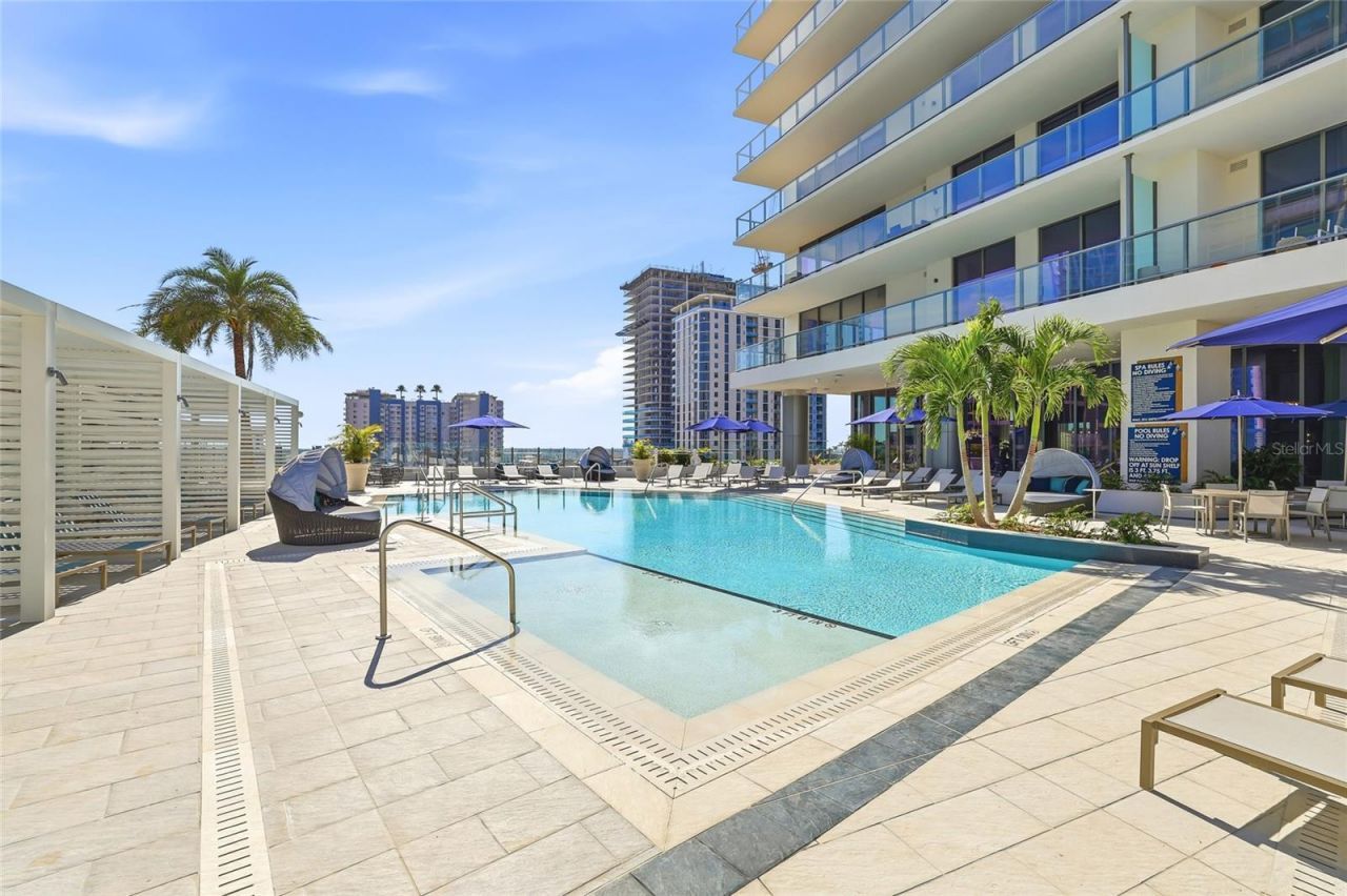 275 1st Avenue S, Unit 1003, Saint Petersburg, FL 33701 Photo