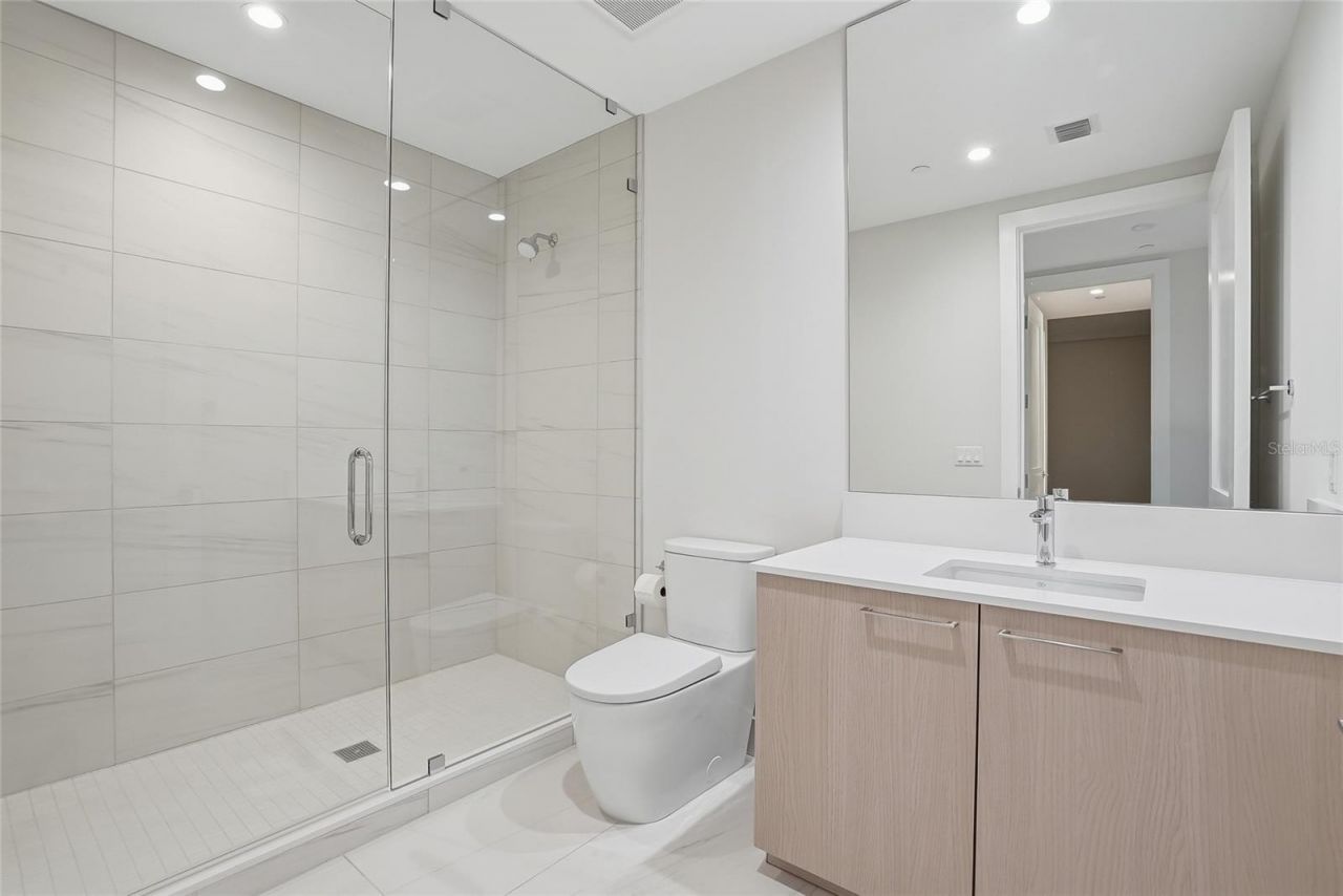 275 1st Avenue S, Unit 1003, Saint Petersburg, FL 33701 Photo