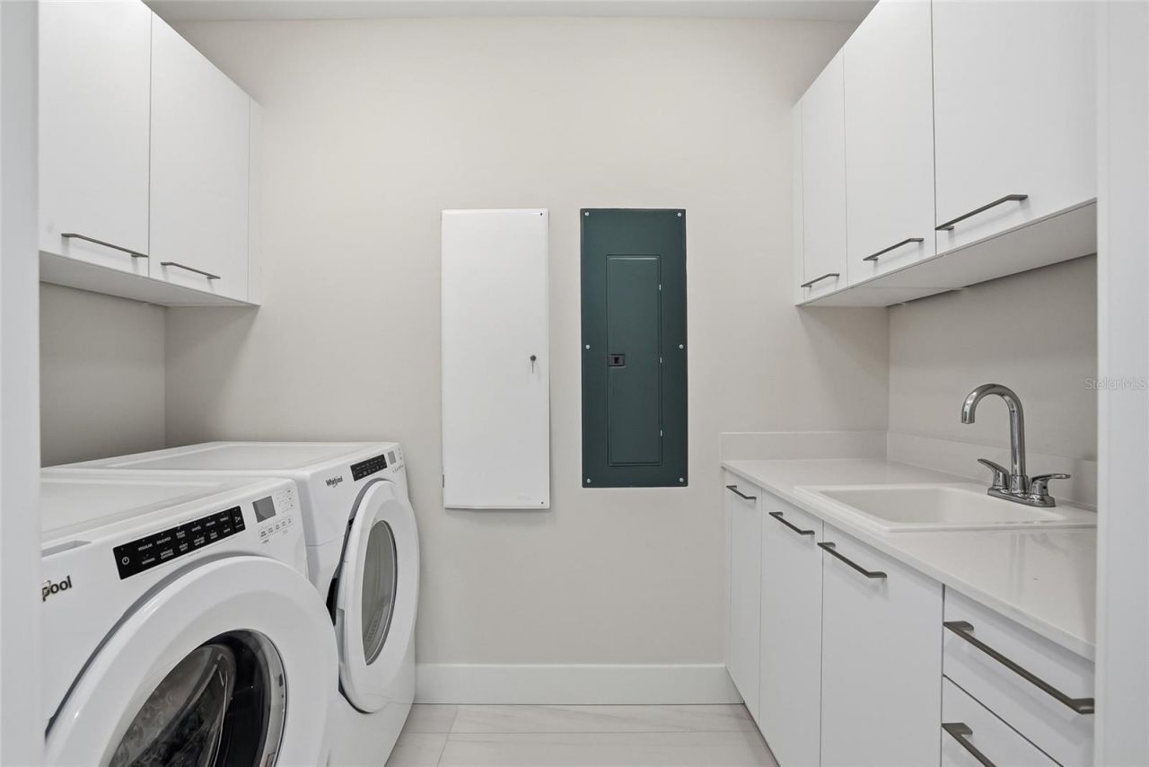 275 1st Avenue S, Unit 1003, Saint Petersburg, FL 33701 Photo
