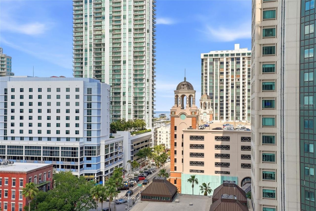 275 1st Avenue S, Unit 1003, Saint Petersburg, FL 33701 Photo