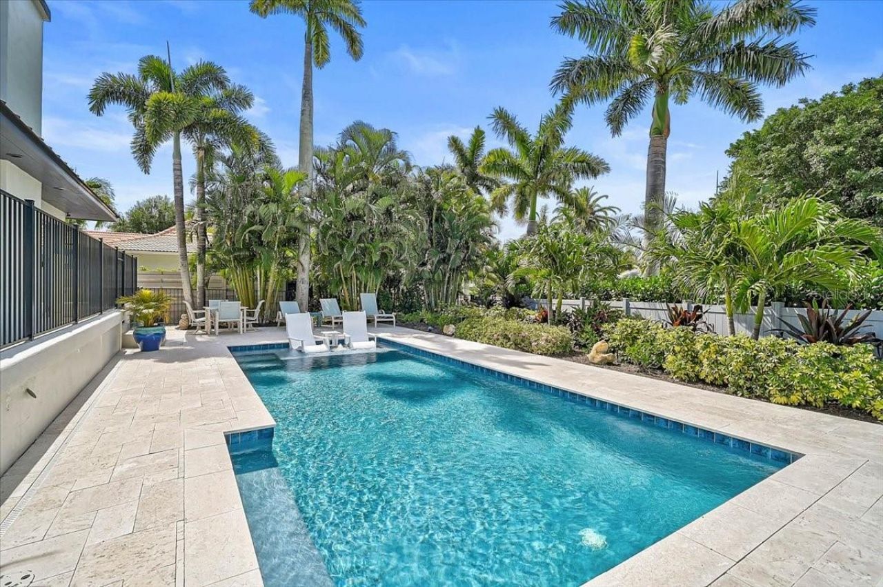 627 Owl Way, Sarasota, FL 34236 Photo