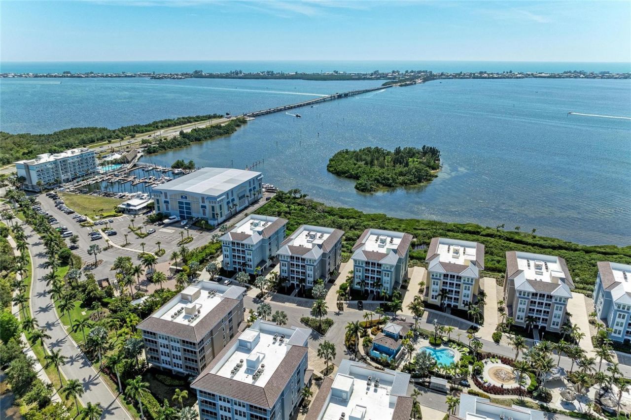 392 Aruba Circle , Unit 102, Bradenton, FL 34209 Photo