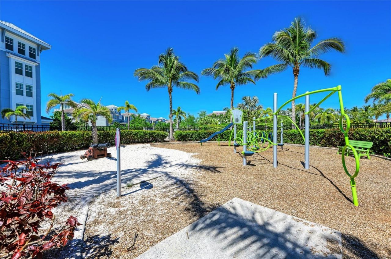 392 Aruba Circle , Unit 102, Bradenton, FL 34209 Photo