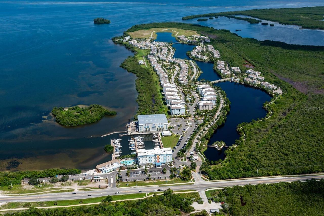 392 Aruba Circle , Unit 102, Bradenton, FL 34209 Photo