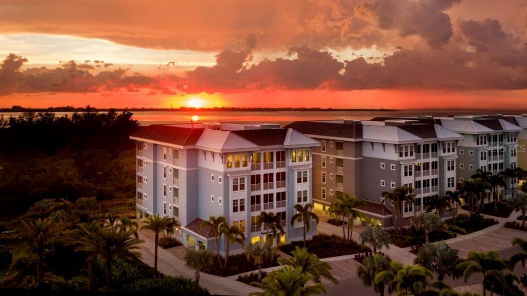 392 Aruba Circle , Unit 102, Bradenton, FL 34209 Photo