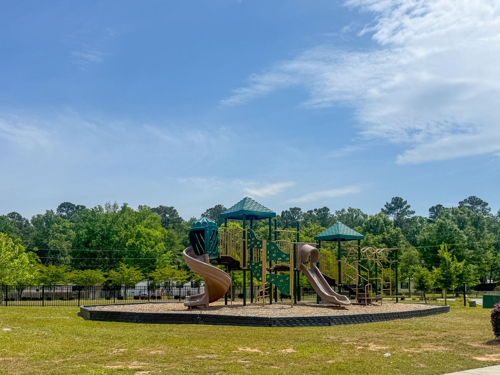 486 Green Fern Drive Photo 18