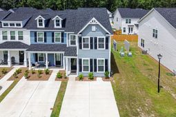 486 Green Fern Drive photo 4