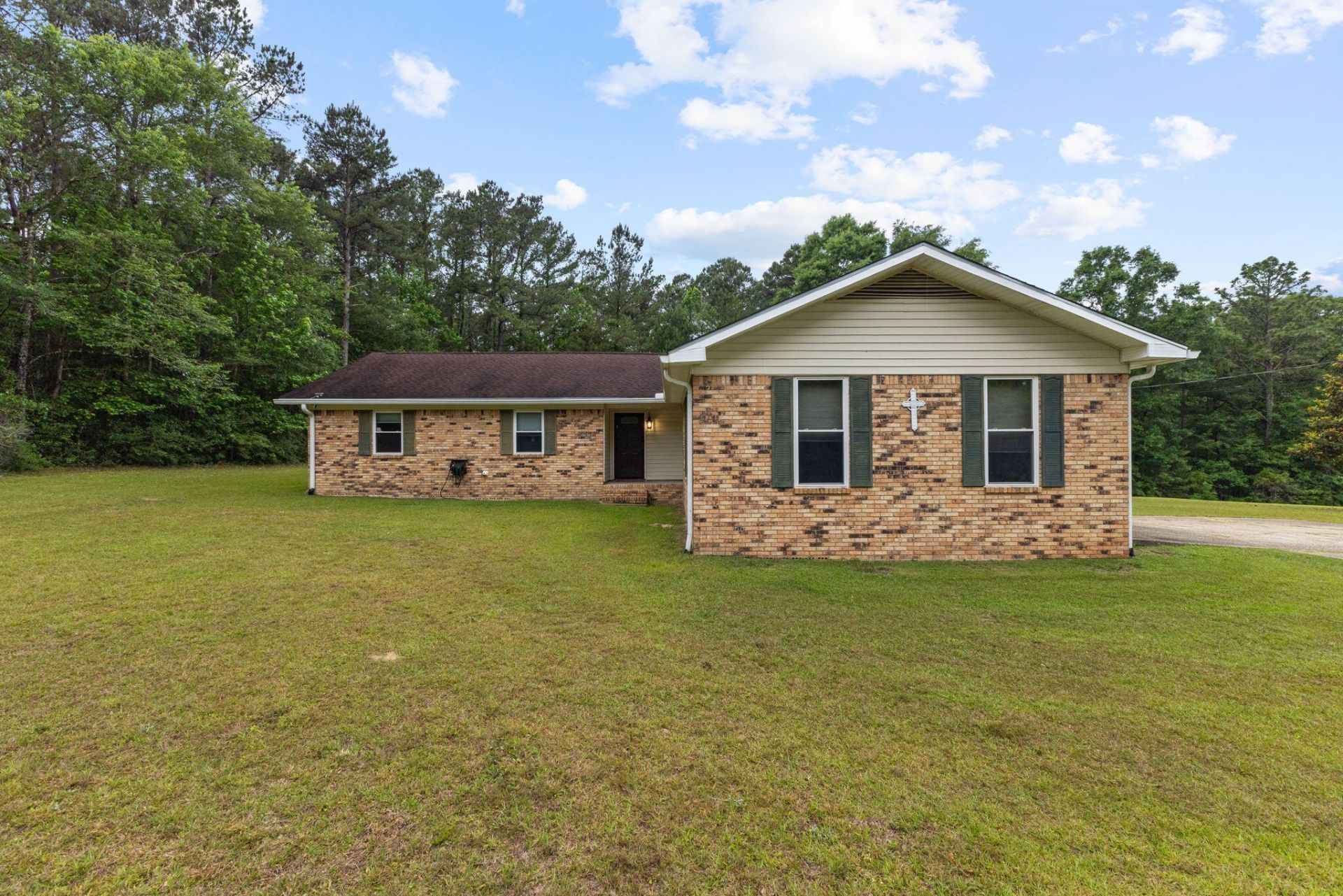 25 Donovan, Petal, MS 39465 Main Photo
