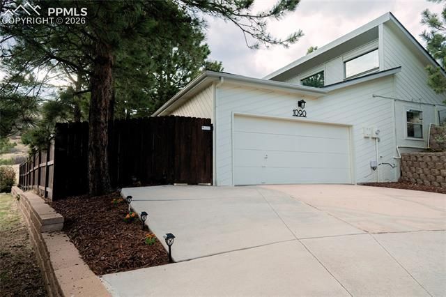1090 N War Eagle Drive, Colorado Springs, CO 80919 Main Photo