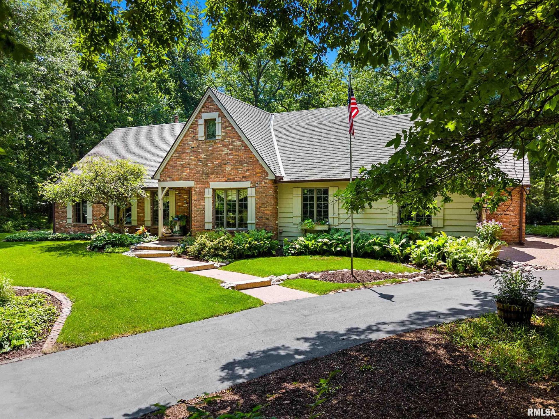 234 W Windflower Way, Dunlap, IL 61525 Main Photo