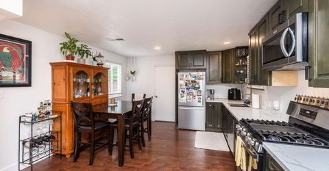 2808 16th Ave, Sacramento, CA 95820 Photo