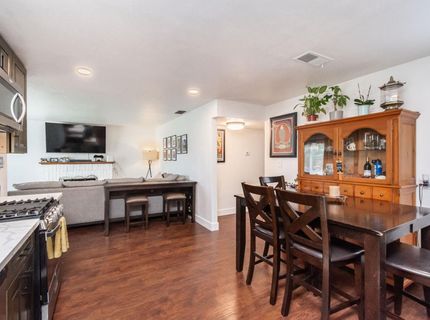 2808 16th Ave, Sacramento, CA 95820 Photo