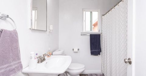 2808 16th Ave, Sacramento, CA 95820 Photo