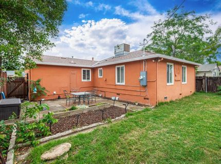 2808 16th Ave, Sacramento, CA 95820 Photo