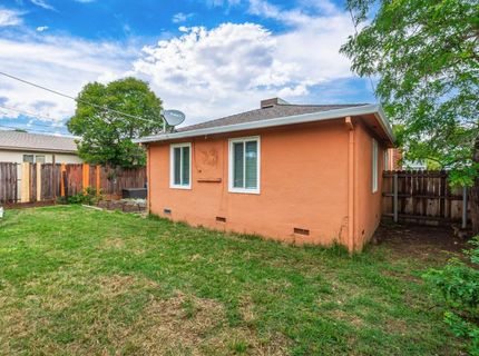 2808 16th Ave, Sacramento, CA 95820 Photo