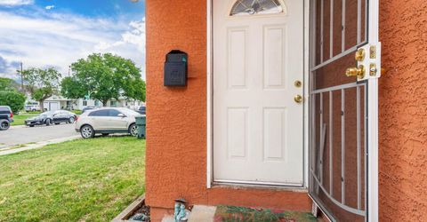 2808 16th Ave, Sacramento, CA 95820 Photo