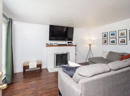 2808 16th Ave, Sacramento, CA 95820 Photo