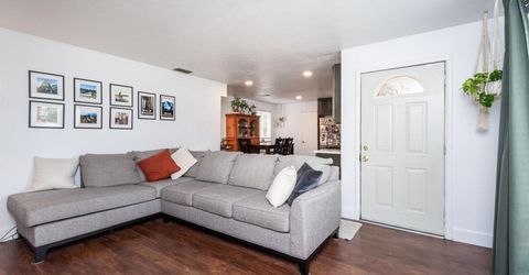2808 16th Ave, Sacramento, CA 95820 Photo