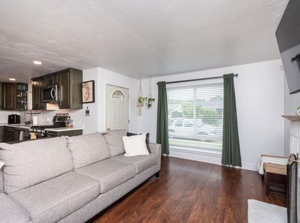 2808 16th Ave, Sacramento, CA 95820 Photo