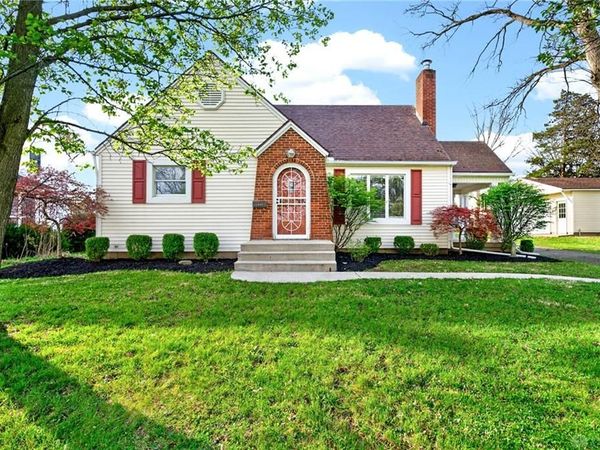 1951 Harshman Boulevard, Springfield, OH 45504