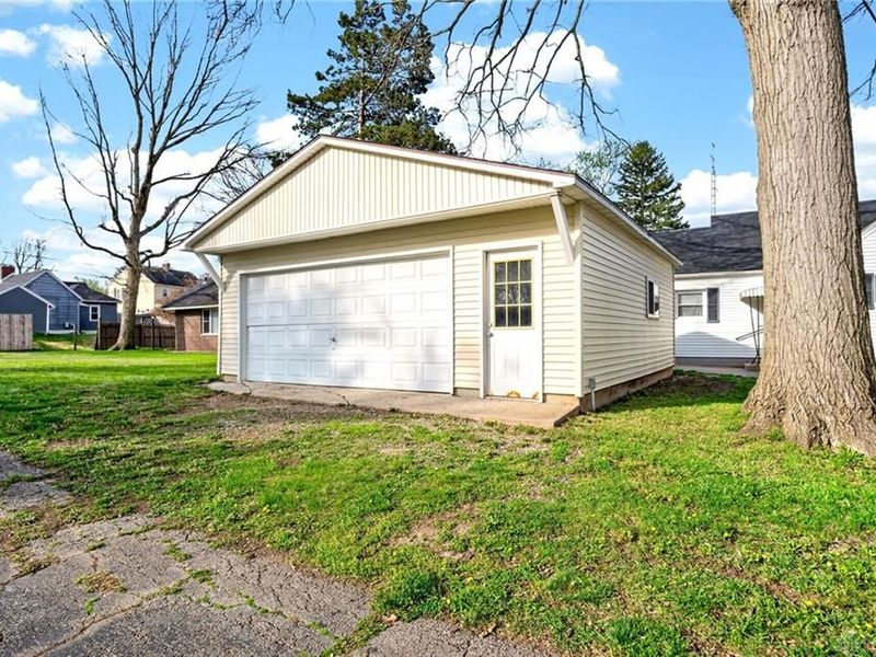 1951 Harshman Boulevard, Springfield, OH 45504 Photo 40