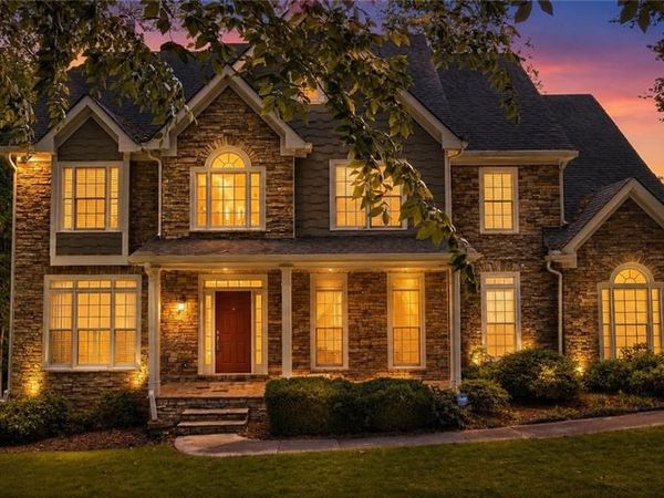 778 Arnold Mill Road , Woodstock, GA 30188