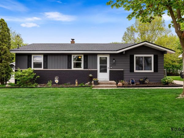 2543 Valleyview Street SW, Wyoming, MI 49519