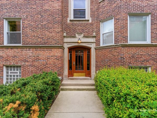 1224 Elmwood Avenue, Unit 1E, Evanston, IL 60202