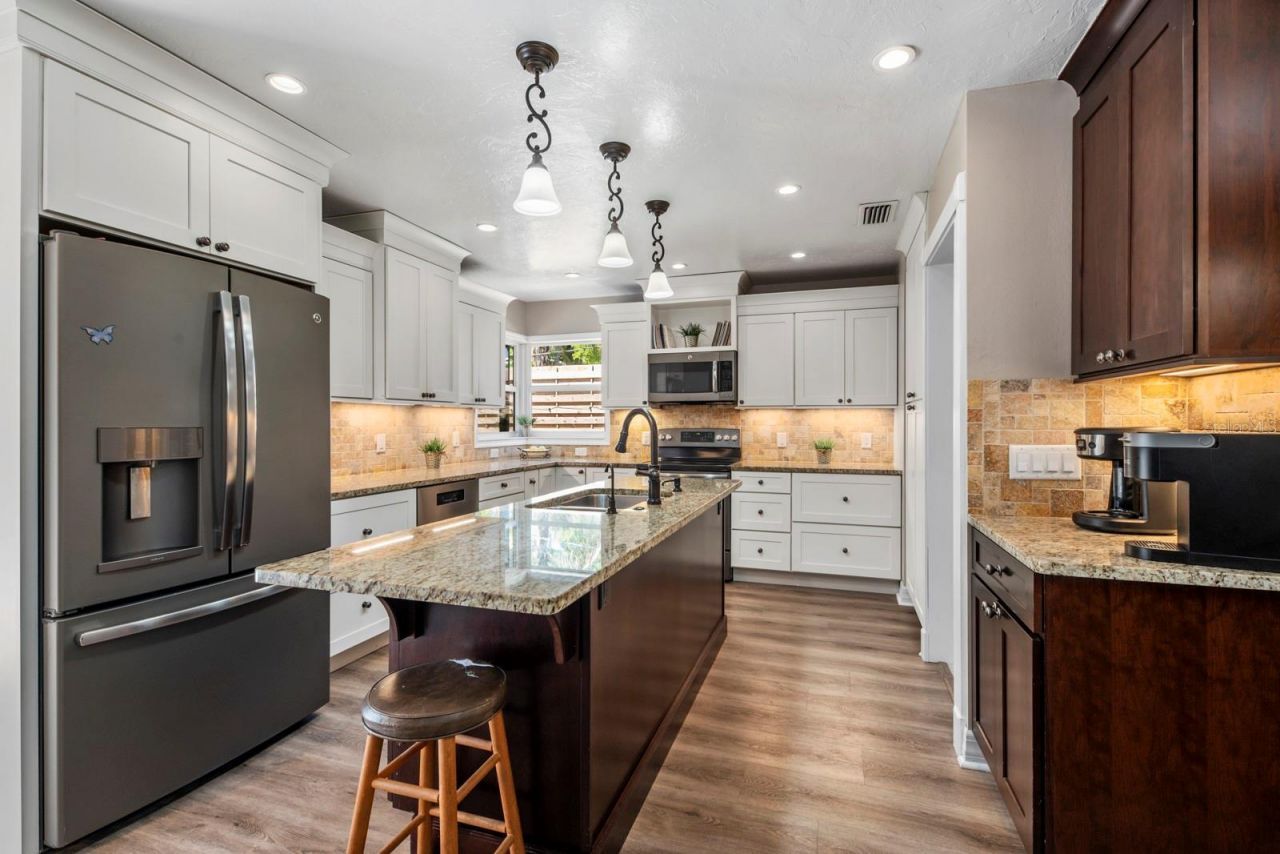 2352 Palm Terrace, Sarasota, FL 34231 Photo