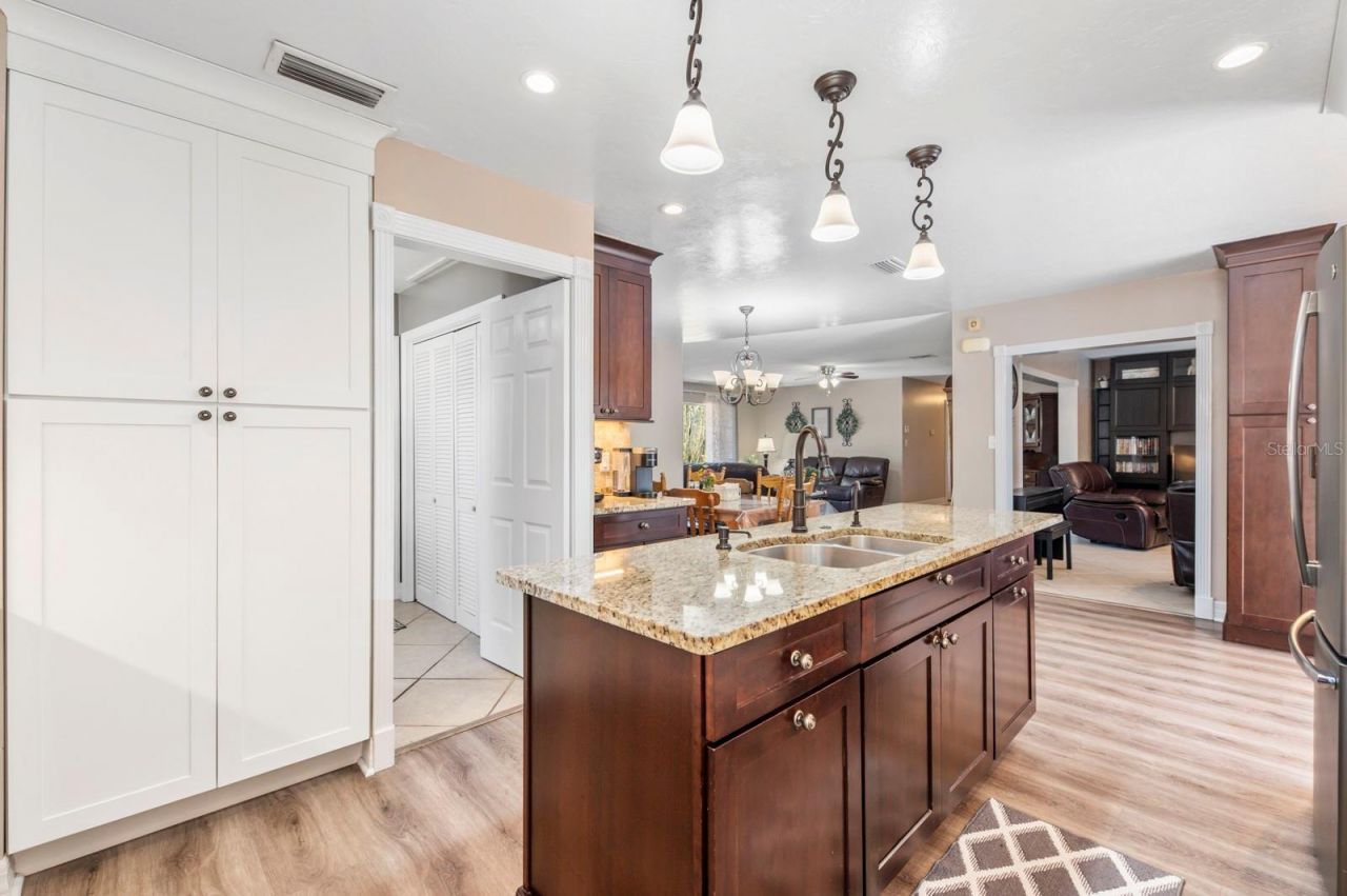 2352 Palm Terrace, Sarasota, FL 34231 Photo