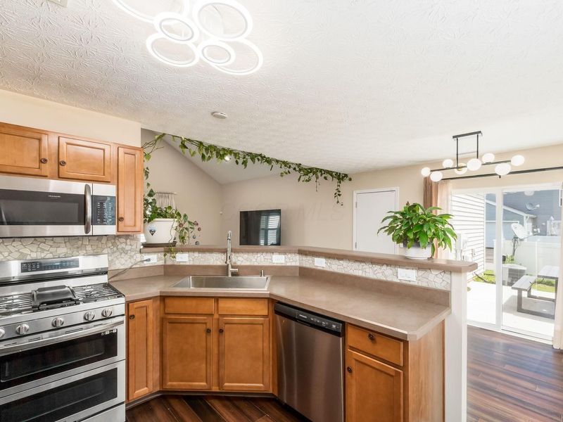 5668 Caledonia Drive, Westerville, OH 43081 Photo 13