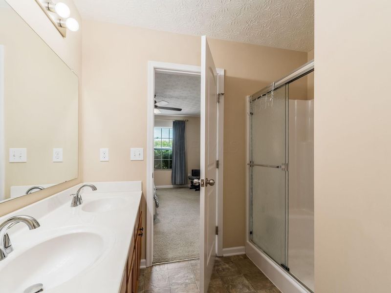 5668 Caledonia Drive, Westerville, OH 43081 Photo 24