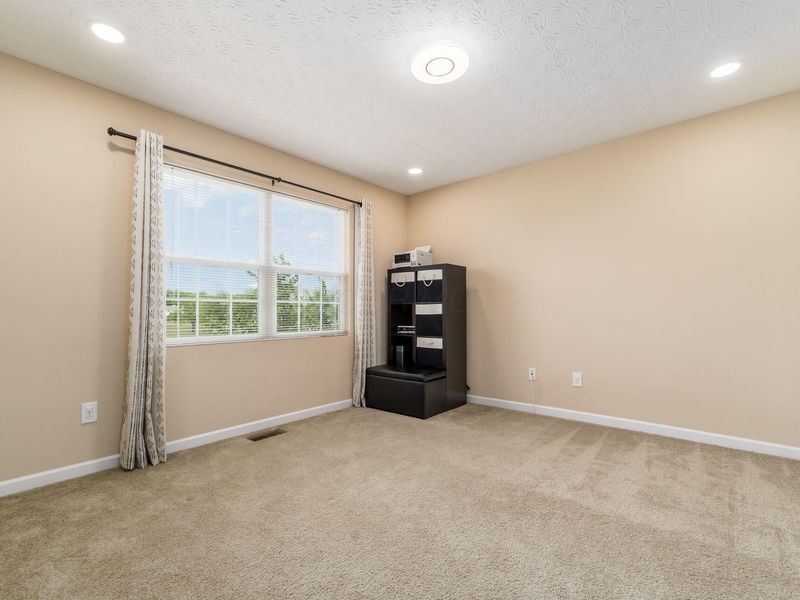 5668 Caledonia Drive, Westerville, OH 43081 Photo 32