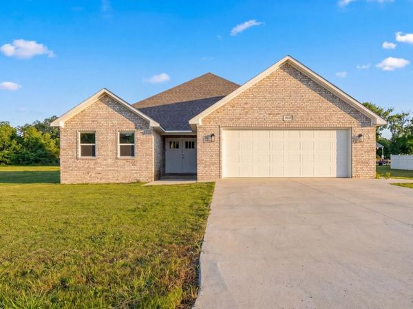 403 Elizabeth Lane, Jonesboro, AR 72401