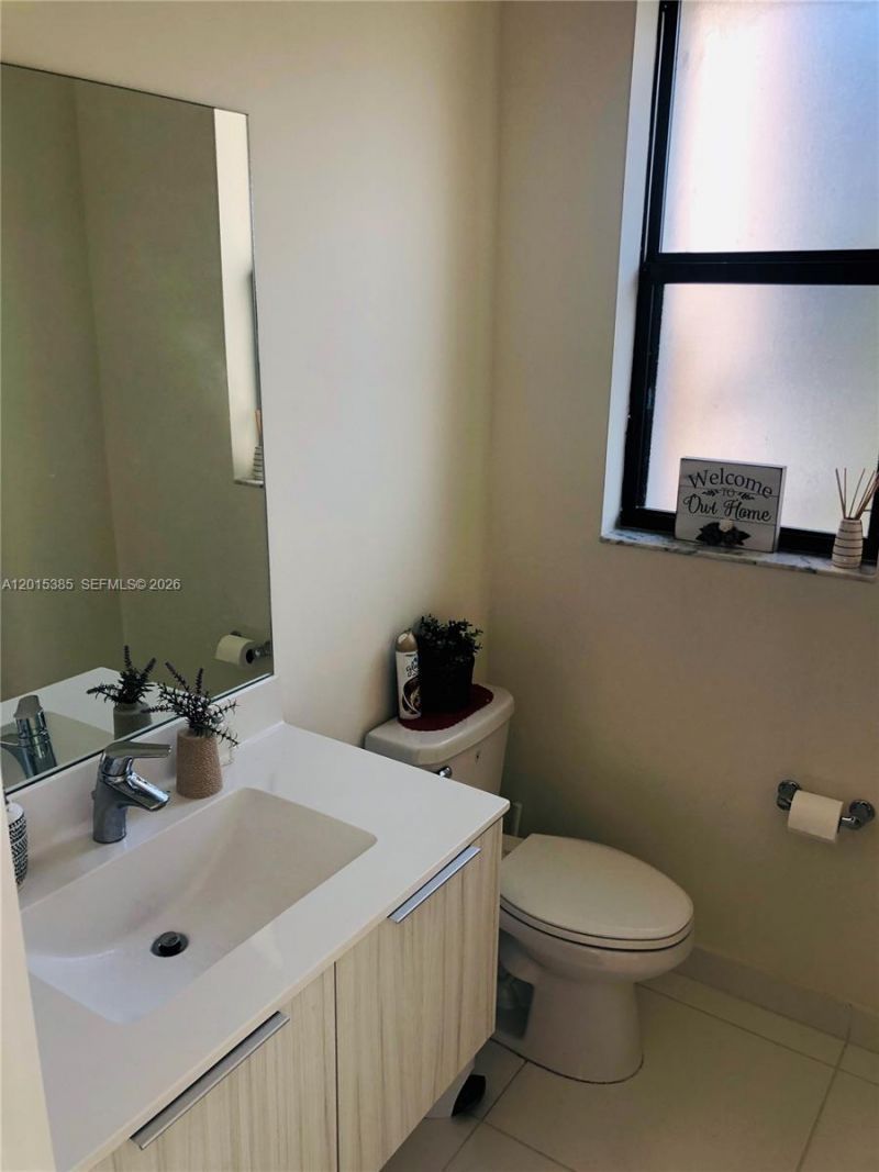 10597 NW Nw 81 Terrace, Unit 10597, Doral, FL 33178 Photo